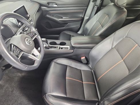 Used 2019 Nissan Altima 2.5 SR image 10