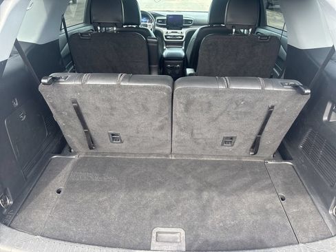 Certified 2023 Ford Explorer XLT w/ Equipment Group 202A AWD/4WD image 20