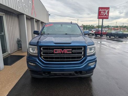 Used 2017 GMC Sierra 1500 SLE w/ Elevation Edition AWD/4WD image 9