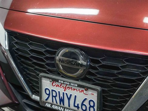 Used 2021 Nissan Sentra SV image 8