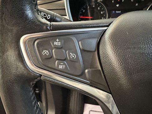 Used 2019 Chevrolet Equinox LT image 23