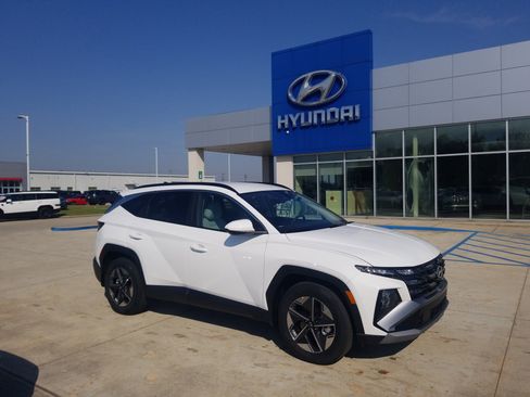 New 2026 Hyundai Tucson SEL FWD image 1