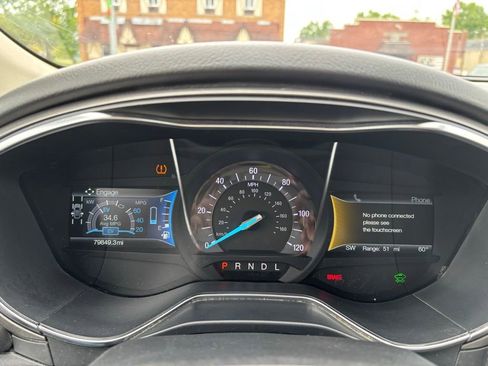 Used 2018 Ford Fusion SE w/ Equipment Group 602A FWD image 27