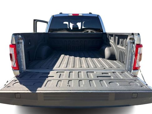 Used 2023 Ford F150 Lariat w/ Trailer Tow Package image 13