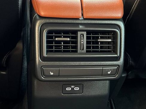 Used 2025 MAZDA CX-50 AWD 2.5 Turbo w/ Weather Package image 16