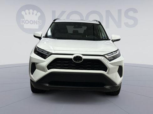 Used 2025 Toyota RAV4 XLE AWD/4WD image 23