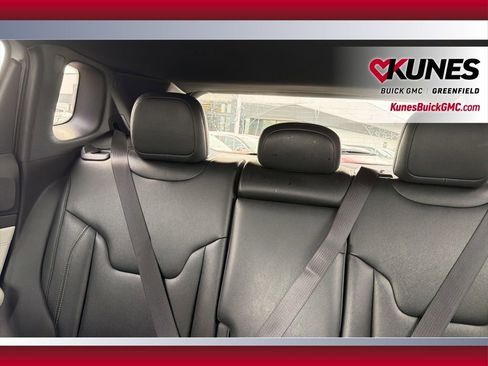 Used 2025 Jeep Compass Limited image 31