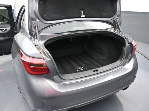 Used 2021 INFINITI Q50 Luxe w/ Seat & Sound Package RWD image 18