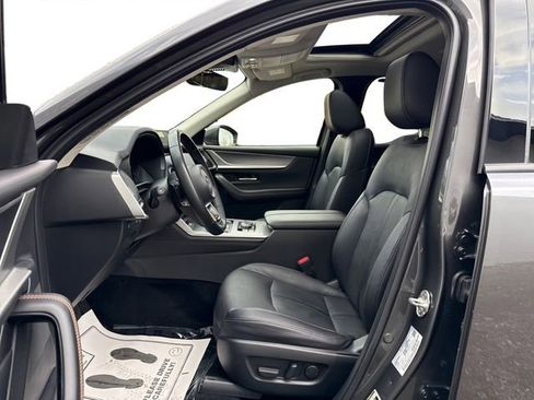 Used 2024 MAZDA CX-90 3.3 Turbo w/ Preferred Plus image 10