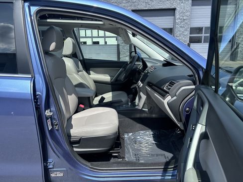 Used 2018 Subaru Forester 2.5i Limited AWD/4WD image 19