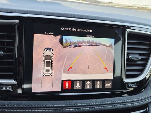 New 2026 Chrysler Pacifica Select FWD image 24