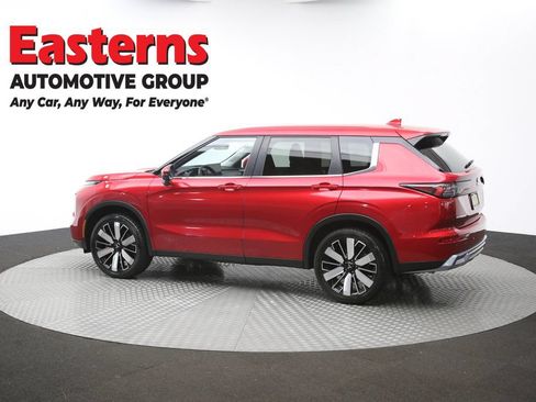 Used 2025 Mitsubishi Outlander SE AWD/4WD image 63