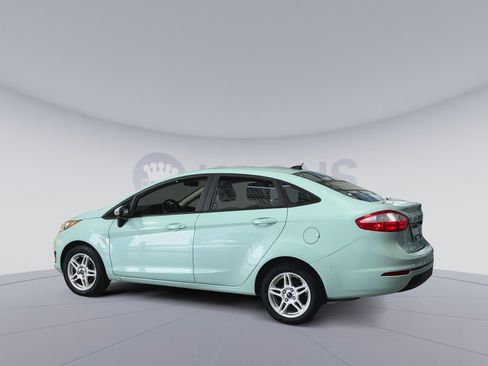 Used 2019 Ford Fiesta SE w/ Cold Weather Package image 8