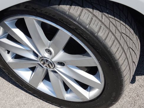Used 2012 Volkswagen Jetta TDI FWD image 39