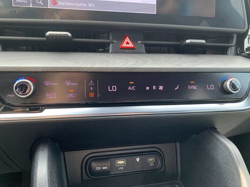 Used 2023 Kia Sportage X-Line w/ X-Line Premium Package AWD/4WD image 23
