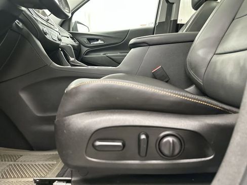 Used 2021 Chevrolet Equinox Premier image 18