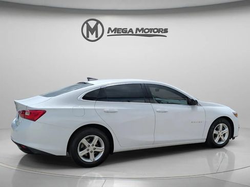 Used 2021 Chevrolet Malibu LS FWD image 8