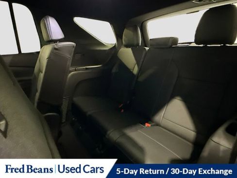 Used 2026 Chevrolet Traverse LT w/ Driver Confidence Package image 28