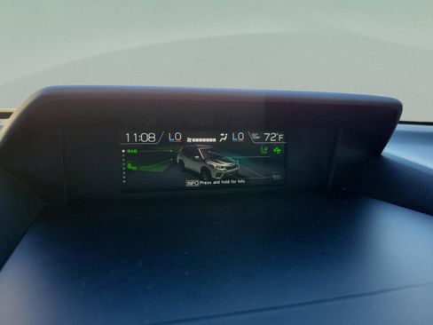 Used 2023 Subaru Forester Limited image 30