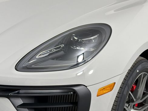 New 2026 Porsche Macan S AWD/4WD image 13