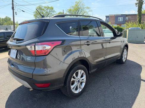 Used 2018 Ford Escape SEL image 17