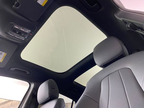 Used 2026 Mercedes-Benz GLA 250 4MATIC image 14