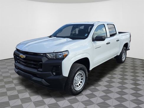 New 2026 Chevrolet Colorado W/T image 2