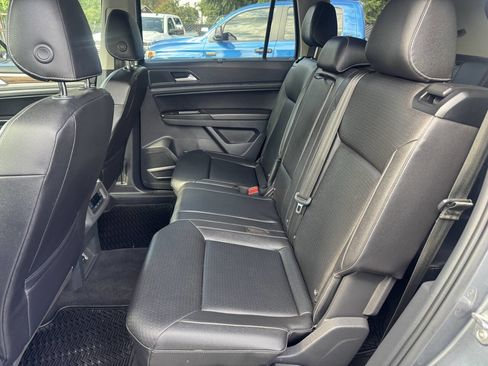 Used 2021 Volkswagen Atlas SE image 10