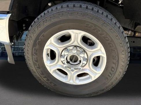Certified 2025 Ford F250 XLT w/ 360-Degree Camera Package AWD/4WD image 34