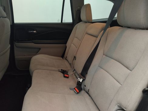 Used 2021 Honda Pilot EX image 18