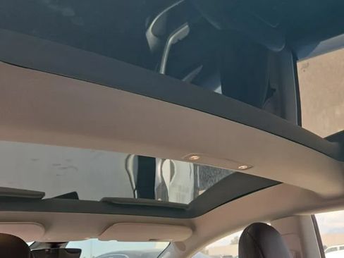 Used 2022 Tesla Model 3 Long Range AWD/4WD image 8