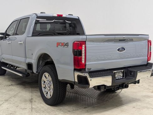 New 2026 Ford F250 Lariat w/ Chrome Package image 3