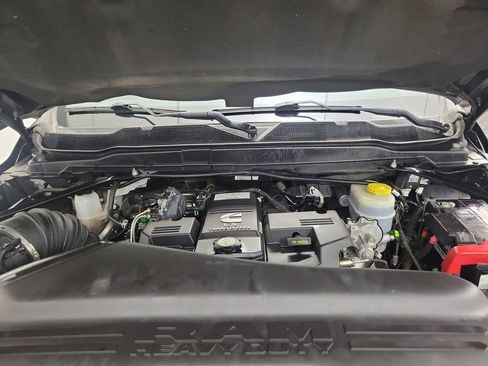 Used 2022 RAM 2500 Laramie image 34