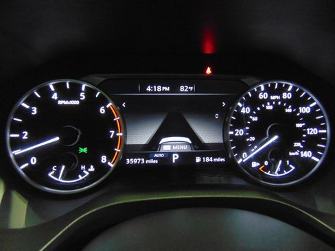 Used 2023 Nissan Rogue SV AWD/4WD image 19