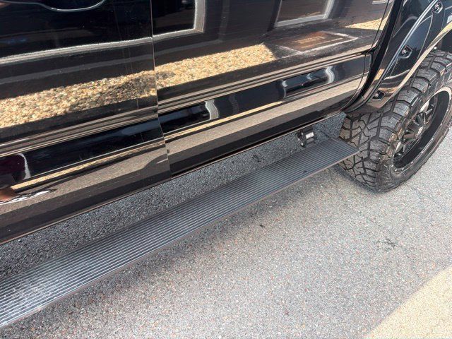 Used 2019 Toyota Tacoma SR5 AWD/4WD image 6