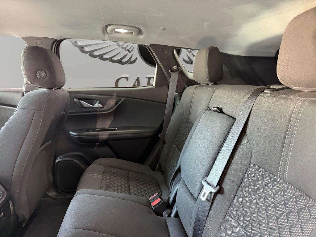 Used 2022 Chevrolet Blazer LT AWD/4WD image 13