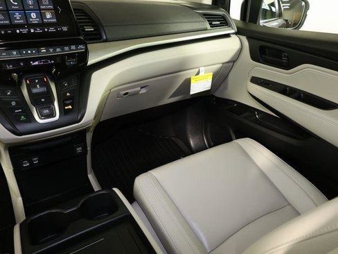 New 2026 Honda Odyssey EX-L image 9