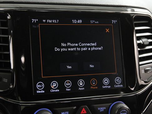 Used 2021 Jeep Grand Cherokee Trailhawk image 12