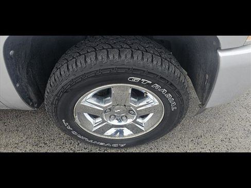 Used 2012 Chevrolet Silverado 1500 LTZ image 10