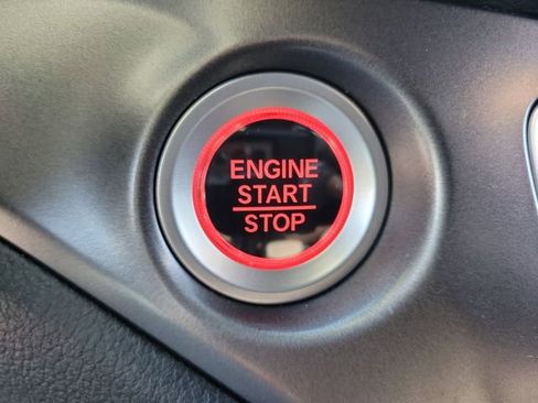 Certified 2022 Honda Pilot Sport image 31