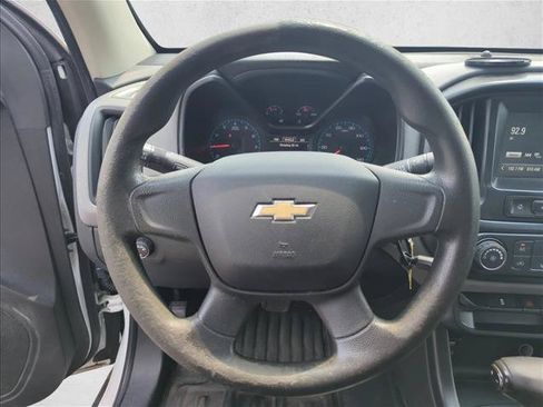 Used 2018 Chevrolet Colorado W/T RWD image 13