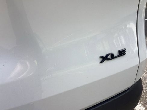 Used 2024 Toyota Grand Highlander AWD image 14