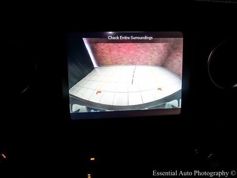 Used 2023 Jeep Wrangler Unlimited Sahara w/ Cold Weather Group image 21