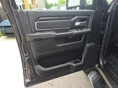 Certified 2026 RAM 2500 Big Horn AWD/4WD image 11
