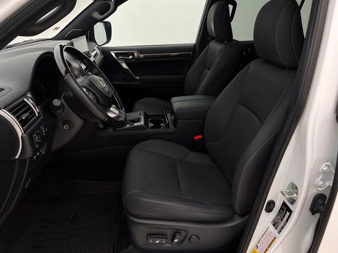 Used 2023 Lexus GX 460 Premium w/ Premium Plus Package AWD/4WD image 11
