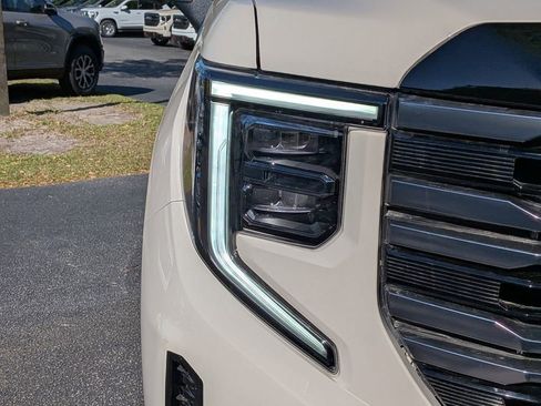 New 2026 GMC Sierra 1500 AT4 image 10