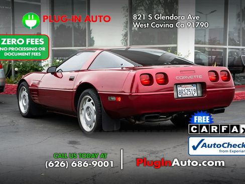 Used 1991 Chevrolet Corvette Coupe RWD image 2