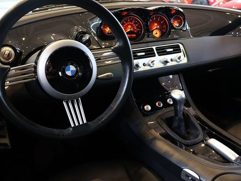 Used 2001 BMW Z8 RWD image 33