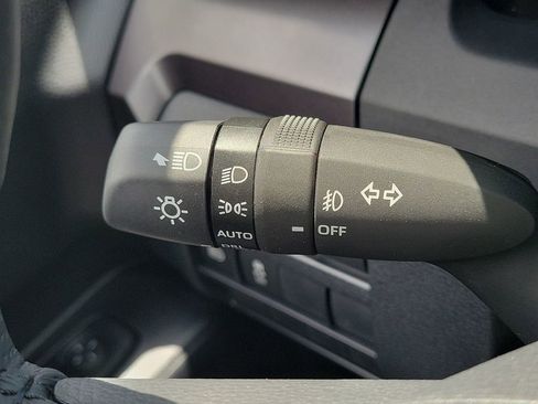 New 2026 Toyota 4Runner SR5 AWD/4WD image 11