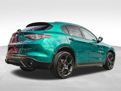 New 2025 Alfa Romeo Stelvio Sprint image 12
